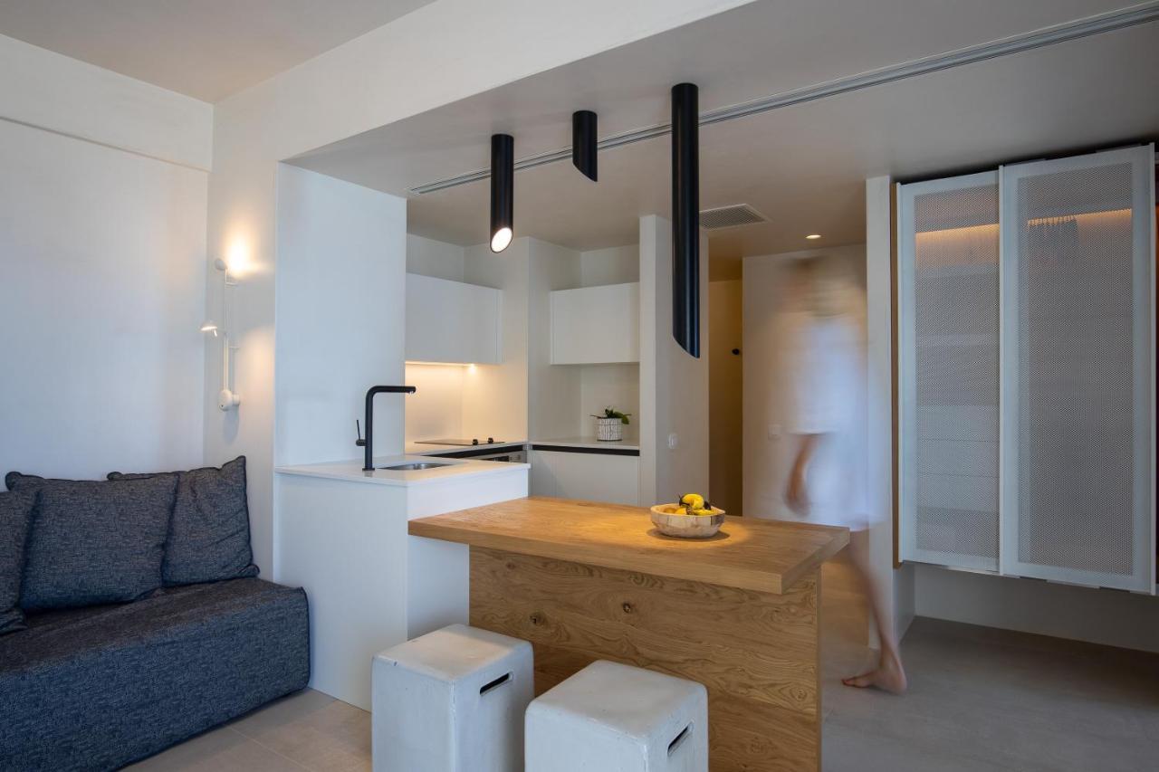 Akrogiali Beach Hotel Apartments Malia  Exterior photo